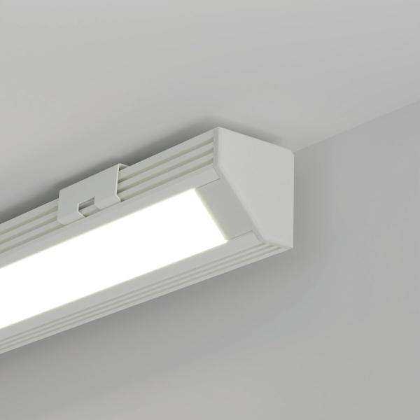 Hochwertiger Befestiger in weiß